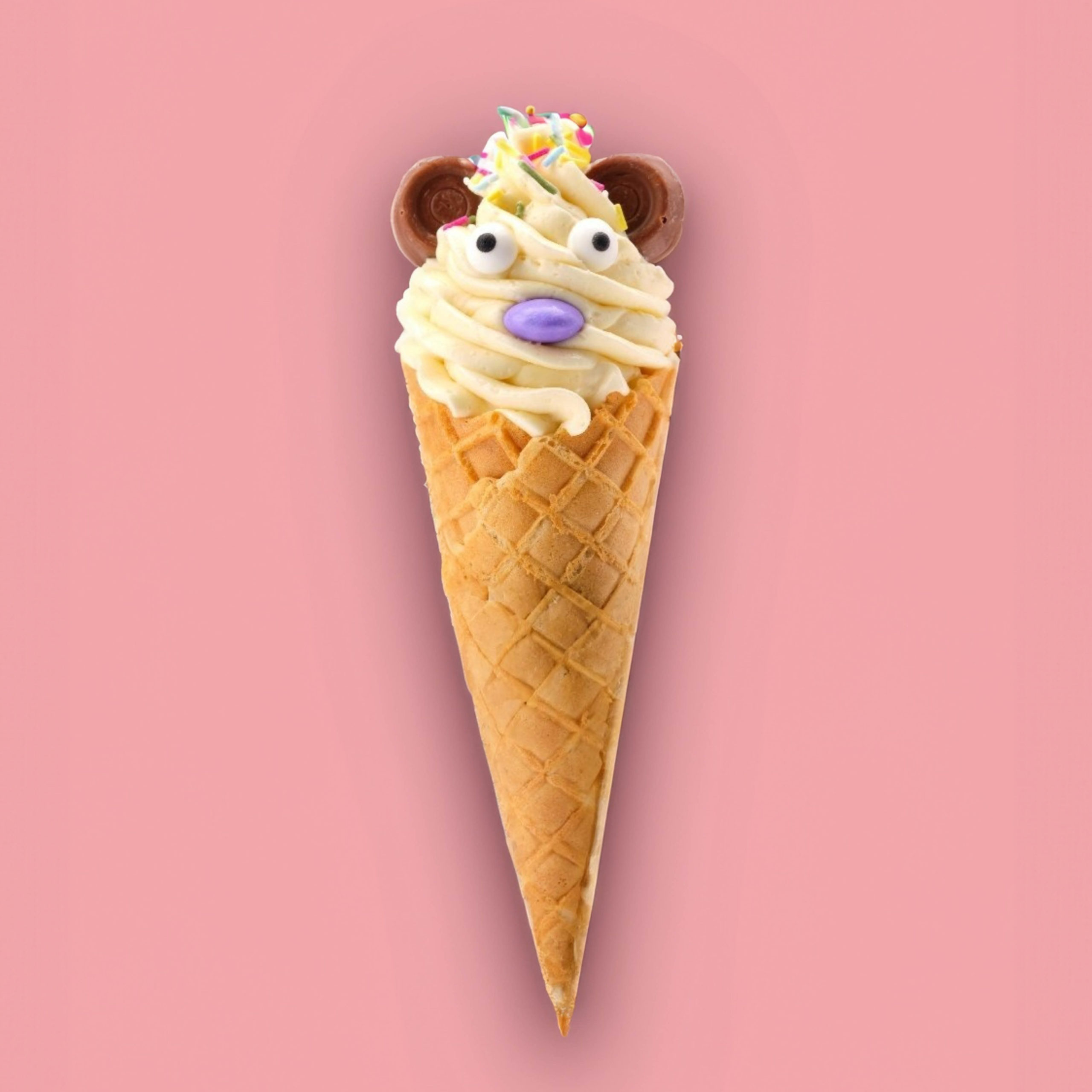 Kids menu Sweetie the soft bear ice cream cone
